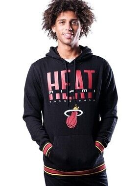 Miami Heat Ultra Game NBA Official Soft Fleece Pullover Hoodie Size M
